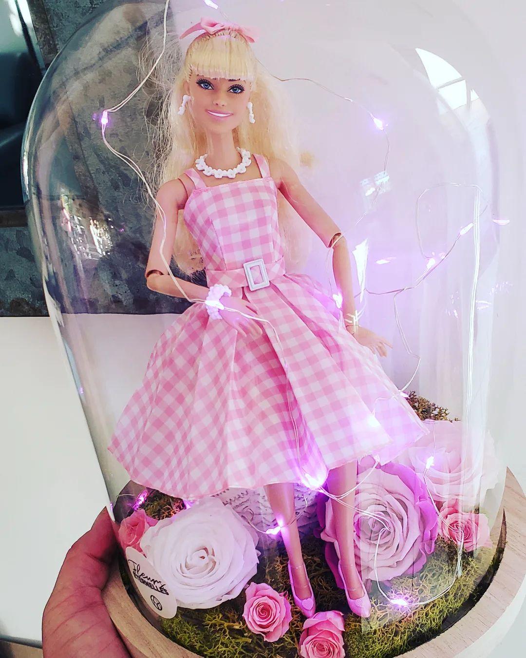 Grande Cloche 30cm Barbie Le Film 2023 ROSES éternelles