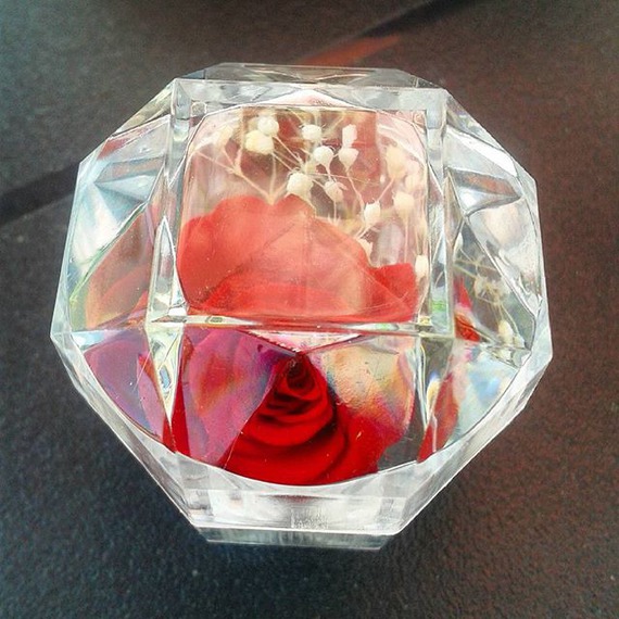 Accessoires de maison petit ecrin diamant petite rose 18763320 14063236 533985 jpg 45309 570x0